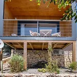 Tiny House *